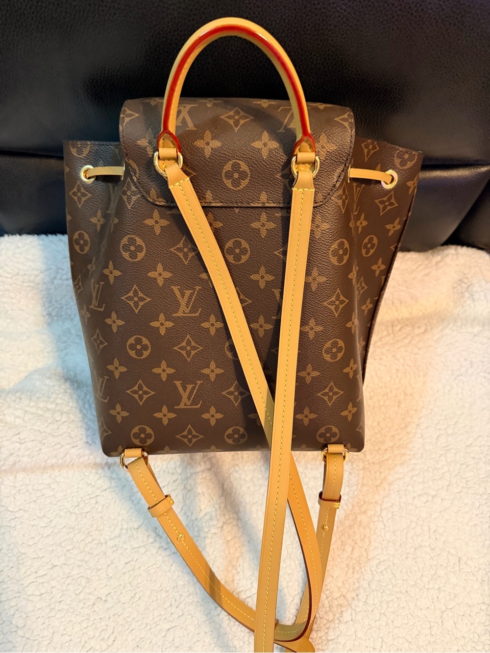 Drawstring backpack - Picture 3 of 4